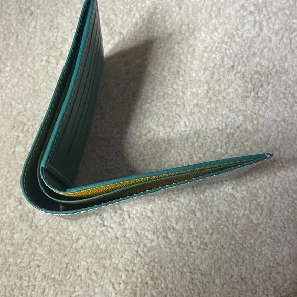 New Goyard Bi Fold Victoire Full Size Wallet - Coveted Green Canvas - Picture 5 of 14